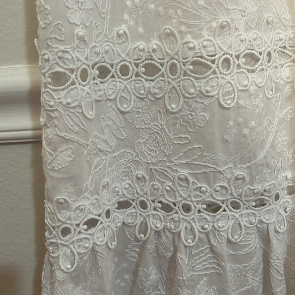 Rafaela D’Angelo. White boho or beach maxi dress. - Picture 7 of 11